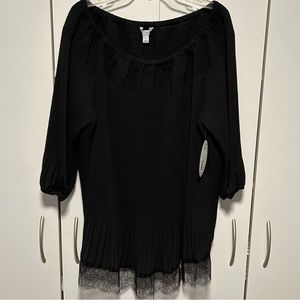 Bundle 3/$15 Boutique + pleated top size 2X. NWT